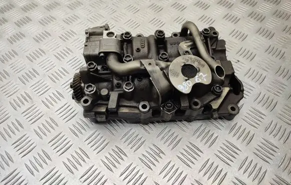 Volkswagen PASSAT B6 Oil pump 03G103537B 03G115169E