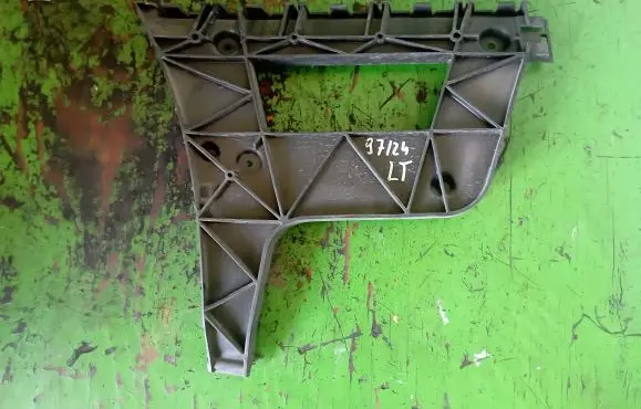 Audi A4 S4 B8 8K Front bumper mounting bracket 8K5807453