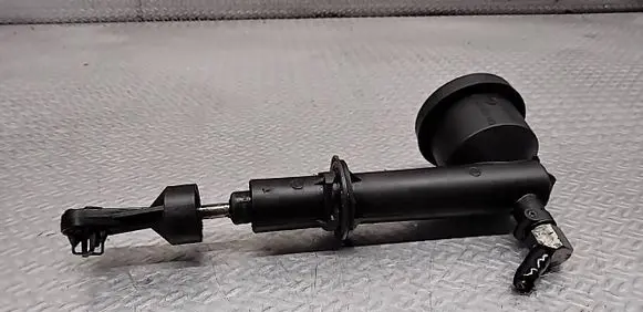Land Rover Freelander Clutch master cylinder 