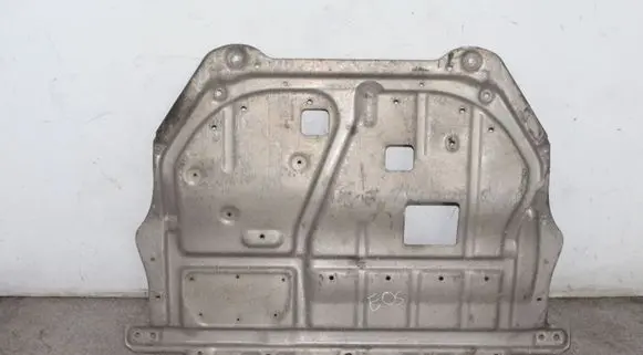 Volkswagen Eos Engine splash shield/under tray 1Q0825237B