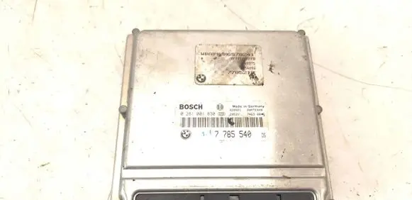 BMW 5 E39 Engine control unit/module 7785540 0281001830