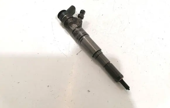 BMW 7 E65 E66 Fuel injector 0445110131 7789661