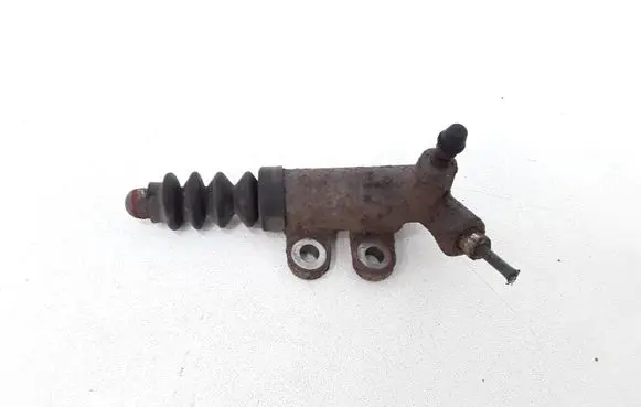 Mazda 6 Clutch slave cylinder 