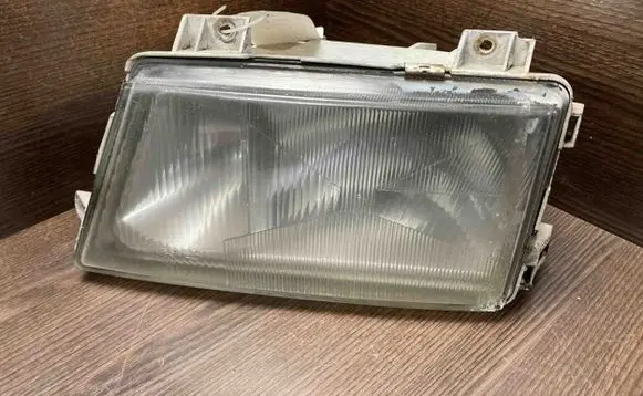Mercedes-Benz Sprinter W901 W902 W903 W904 Headlight/headlamp 14377300