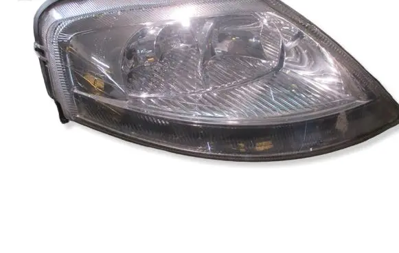 Citroen C3 Headlight/headlamp 03072310