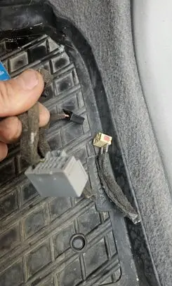 Volvo V50 Sound system wiring loom 30752575 34W466H