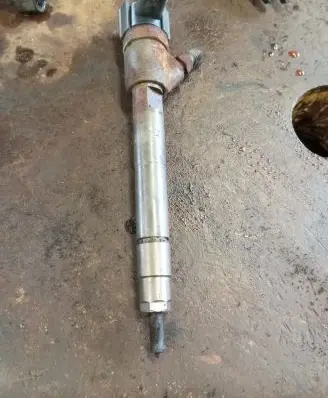 KIA Sportage Fuel injector 338002F300