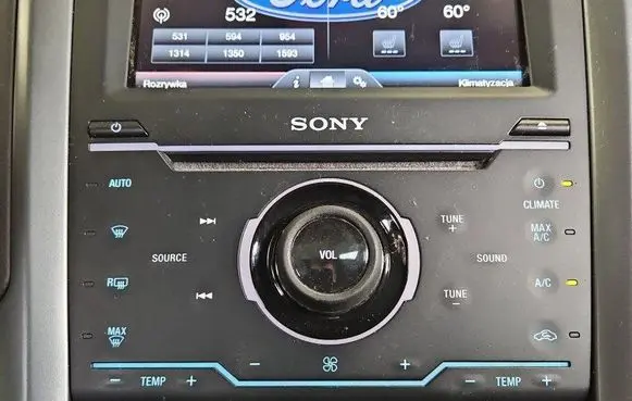 Ford Fusion II Radio/CD/DVD/GPS head unit DS7T-18E245-PK IMPRK1479204