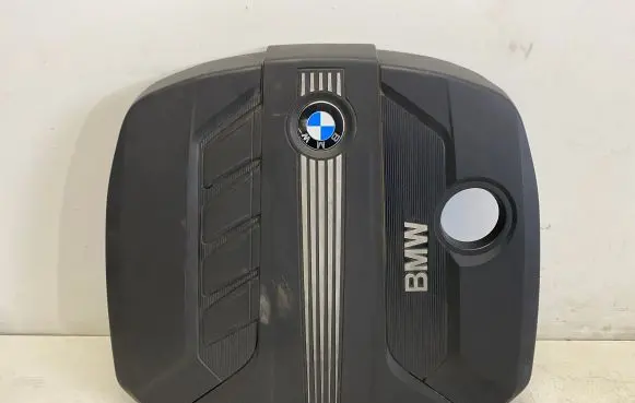 BMW 5 F10 F11 Engine cover (trim) 7802847 13717802847
