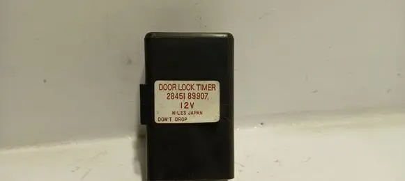 Nissan Patrol Y60 Door central lock control unit/module 2845I89907