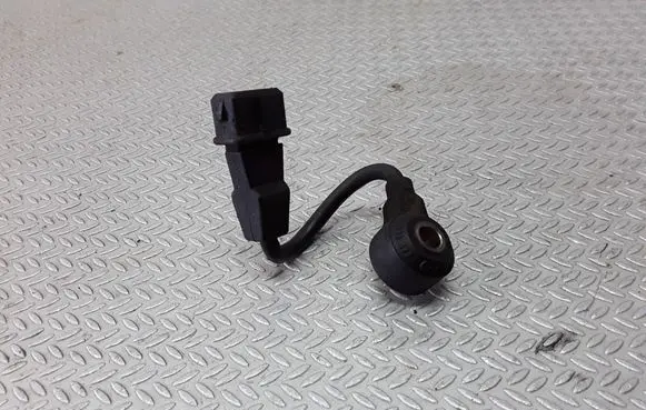 Volkswagen Golf IV Detonation knock sensor 06A905377