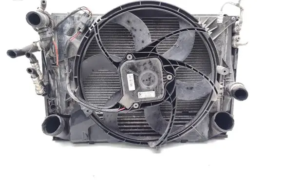 BMW X1 E84 Coolant radiator 8506668 7524912