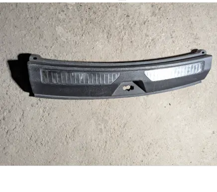 Chevrolet Tahoe Trunk/boot sill cover protection 85124294