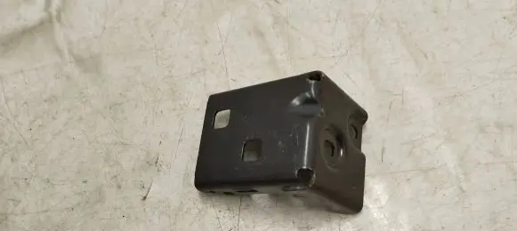 Mercedes-Benz C W205 Radiator mount bracket A2056260412