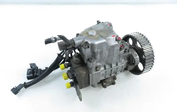 Audi A4 S4 B5 8D Fuel injection high pressure pump 0460404969 028130115A