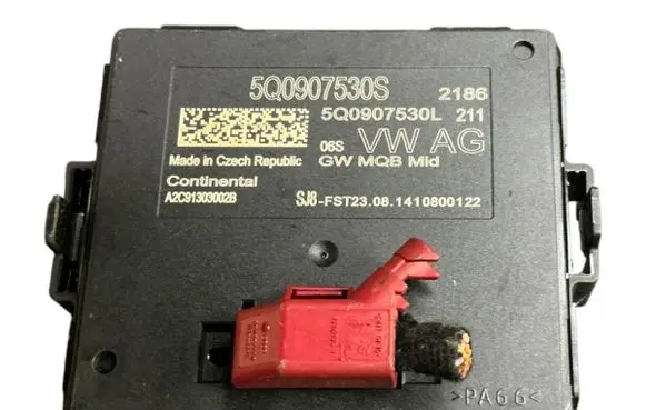 Audi A3 S3 8V Gateway control module 5Q0907530S 5Q0907530L A2C91303002B