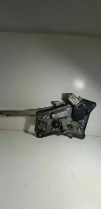 BMW 7 E32 Front door window regulator motor 680185347000 0130821242