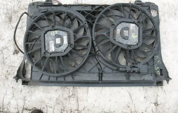 Audi A8 S8 D3 4E Electric radiator cooling fan