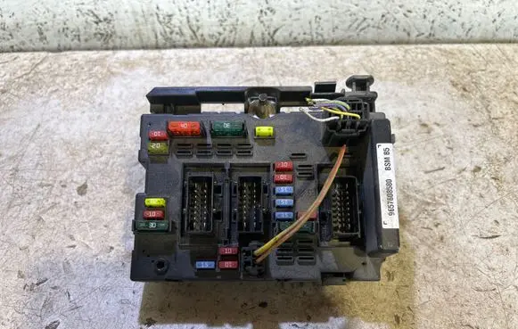 Peugeot 307 BSM Control unit 9657608580 11223387