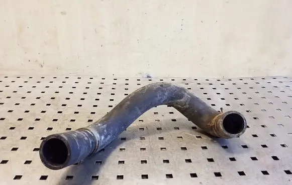 Land Rover Discovery 3 - LR3 Engine coolant pipe/hose PCH500981