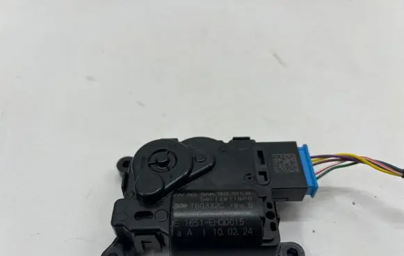 Cupra Leon Air flap motor/actuator 5WA907511B