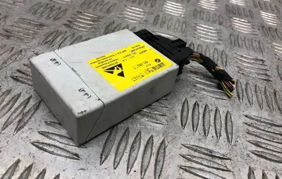 BMW 5 E60 E61 Center console control module 9183233 8137346 720978