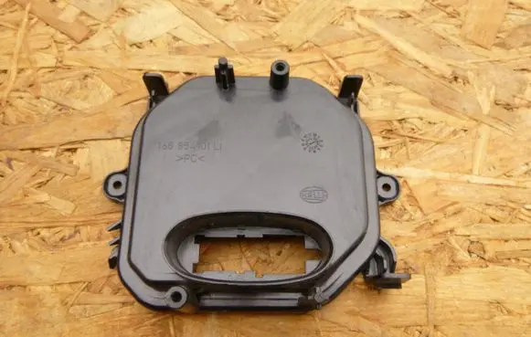 Skoda Octavia Mk2 (1Z) Headlight/headlamp dust cover 16885401