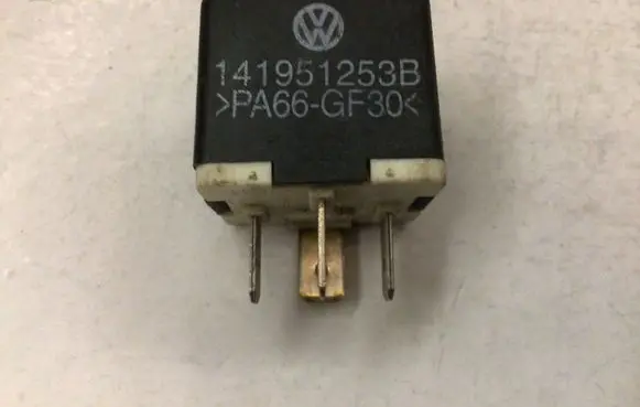 Audi A4 S4 B6 8E 8H Other relay 141951253B