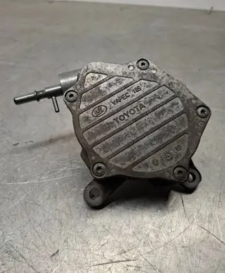 Toyota Avensis T250 Vacuum pump 