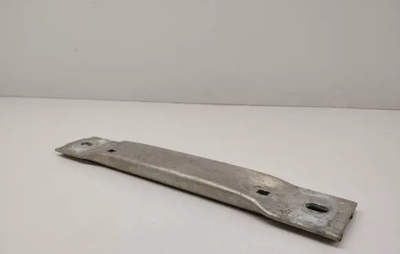Engine mounting bracket
