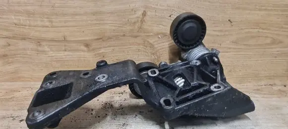 Volvo C70 A/C compressor mount bracket 30750940