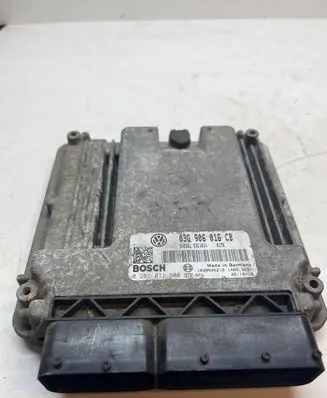 Volkswagen Golf V Engine control unit/module 03G906016CB 0281011900
