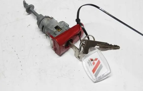 Mitsubishi ASX Coupe door lock (next to the handle) ASXWKADKAKLUCZYKI