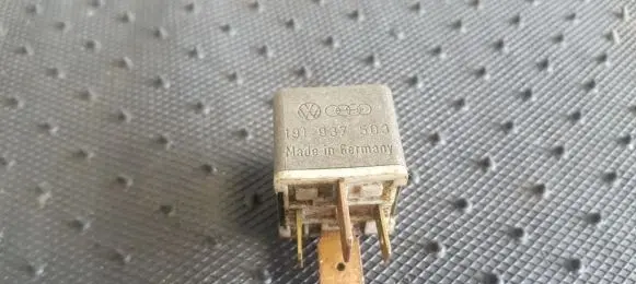 Skoda Octavia Mk1 (1U) Other relay 191937503 4RA003510-58