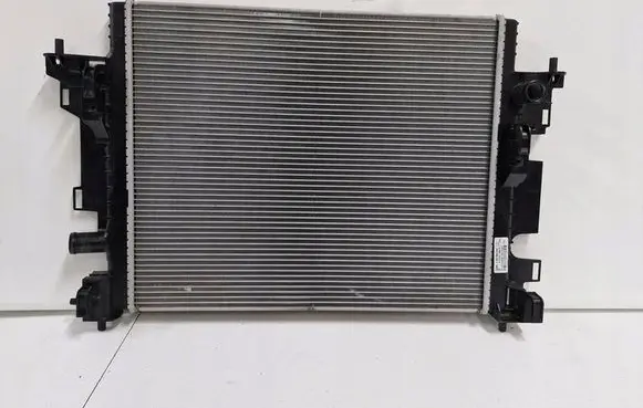 Renault Twingo III Coolant radiator 214101206R