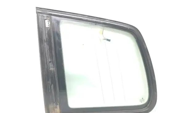 Volkswagen Touran I Rear side window 43R00048 E000255