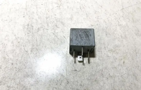 Volkswagen Caddy Other relay 141951253b 20240072