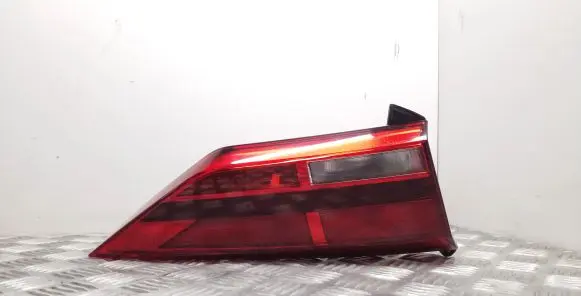 Audi Q3 F3 Tailgate rear/tail lights 83A945075