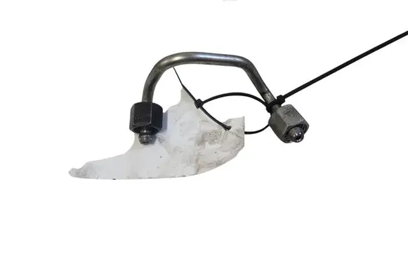 Volvo V60 Fuel injector supply line/pipe 31303505