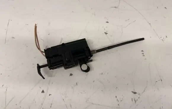 Renault Scenic III - Grand scenic III Fuel tank cap lock SC3SILKLAP1