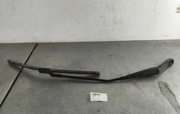 Volvo V70 Windshield/front glass wiper blade 30796036 31276003 30655056