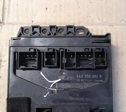 Volkswagen PASSAT B7 Comfort/convenience module 3AA959433B 90645H043