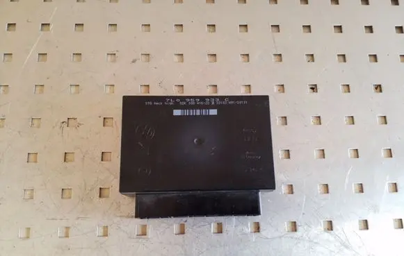 Volkswagen Touareg I Comfort/convenience module 7L0959933C