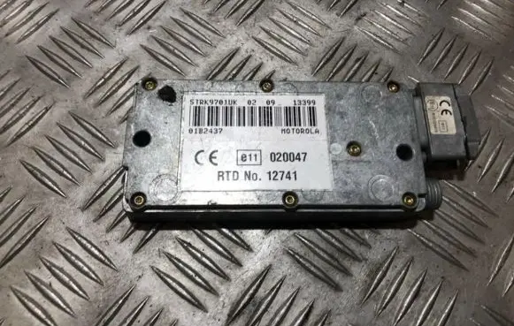 Mercedes-Benz CLK A208 C208 GPS navigation control unit/module 5trk9701uk 01b2437