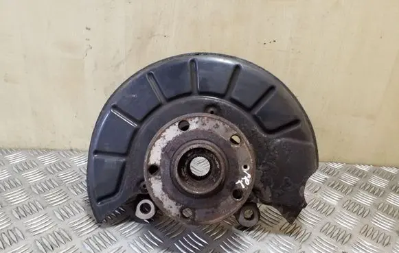 Volkswagen Tiguan Front wheel hub