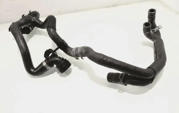 Audi A4 S4 B8 8K Engine coolant pipe/hose 8K0819334AB 8k0819337a