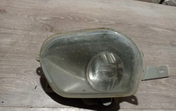 Volvo XC90 Front fog light 8693795