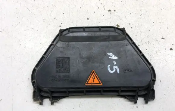 Audi A5 Sportback 8TA Headlight/headlamp dust cover
