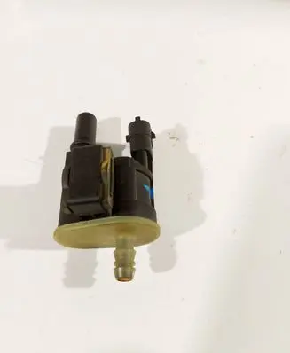 Chrysler Pacifica Breather valve 04627694AB 295800549A