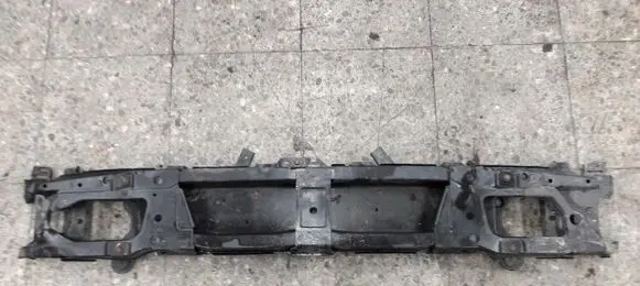 Volkswagen Golf III Front bumper support beam 